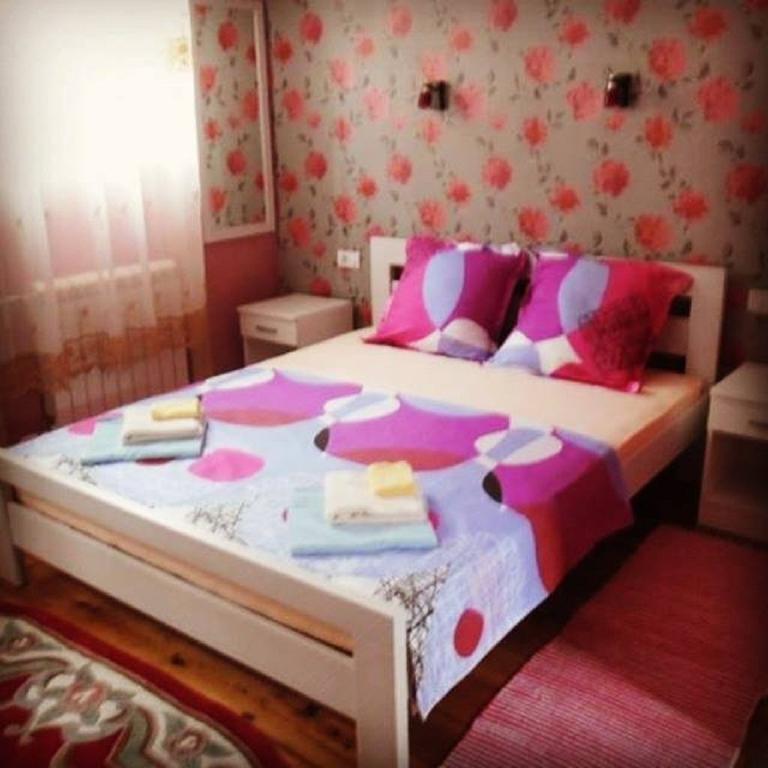 Family Top Rooms Bela Lada Sobe Novi Sad Buitenkant foto