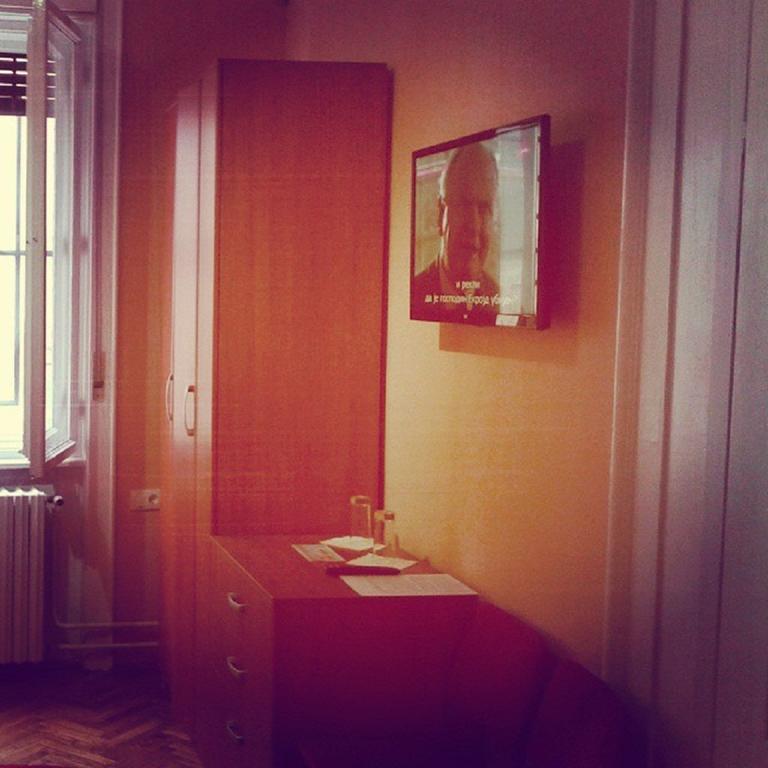 Family Top Rooms Bela Lada Sobe Novi Sad Buitenkant foto